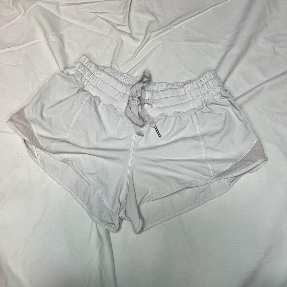 Lululemon Hotty Hot shorts